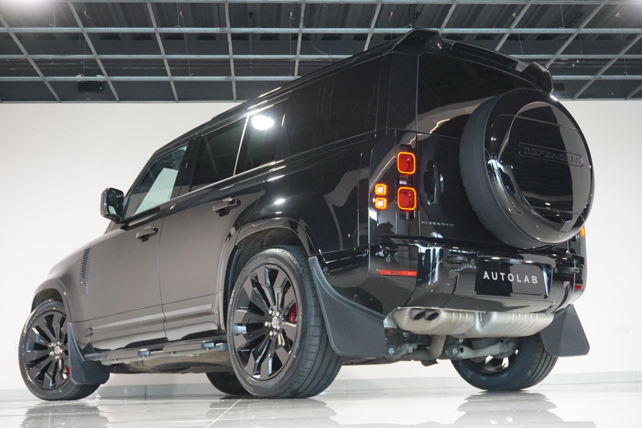 Land Rover Defender 110 3.0 D300 MHEV X-Dynamic HSE Hard Top SUV 5dr Diesel Auto 4WD MWB Euro 6 (s/s) (300 ps)